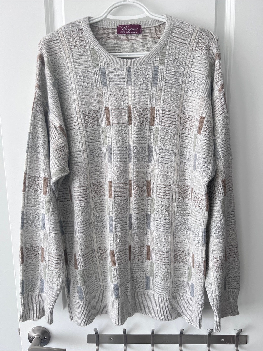 Men Sweaters Bundle - Picture 8 of 14
